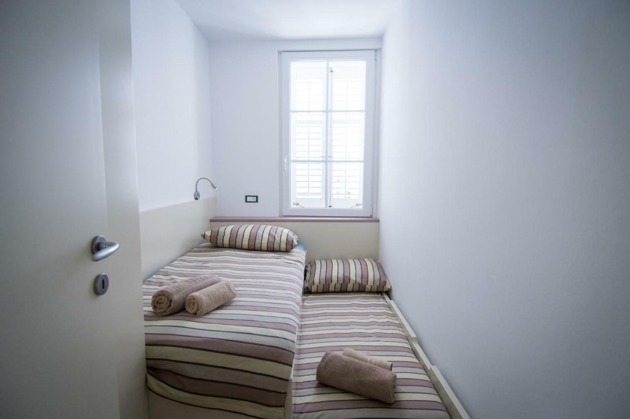Gloria Holiday - Apartment Rebecca Πιράν Εξωτερικό φωτογραφία